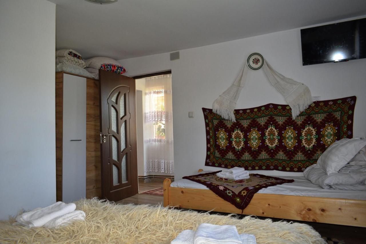 Casa Vladicu 호텔 Breb 외부 사진